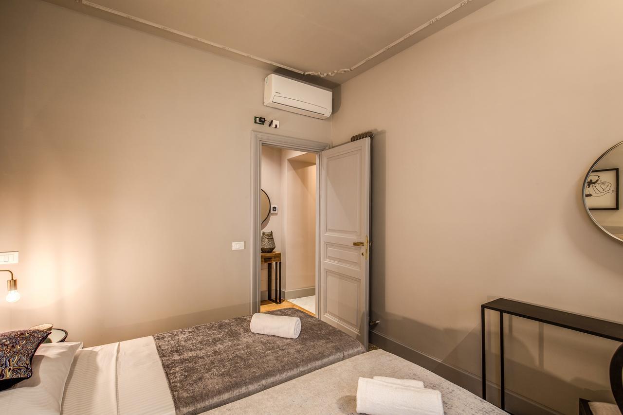 Decharme Apartment With Terrace In Monti Roma Exterior foto